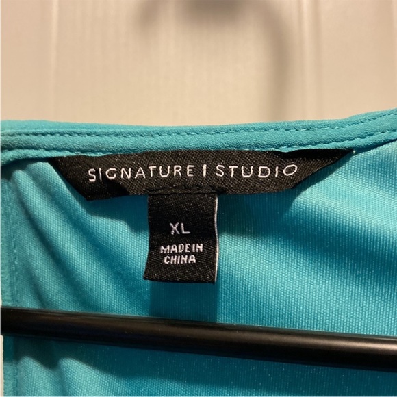 Short Cold Shoulder Dress - Picture 6 of 6